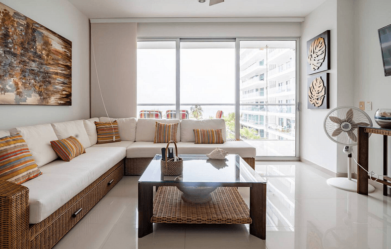 Amazing View. 2BR w/Beach Access | Morros Ultra